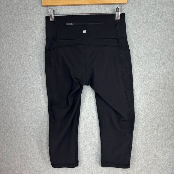Lululemon Size 6 Black Cropped Leggings Mind Over Miles Crop (17" ) Side Pockets - Picture 6 of 14